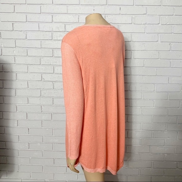 Two by Vince Camuto Women’s Peach Sweater - Picture 12 of 16